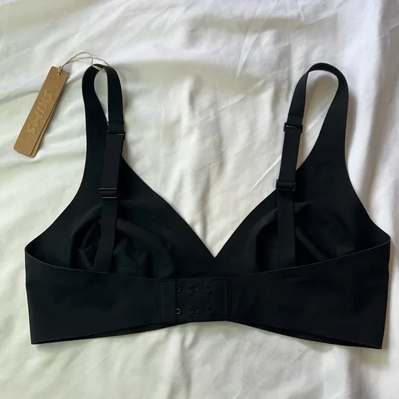 SKIMS Naked Plunge Bra. Size Large DD - Picture 7 of 11